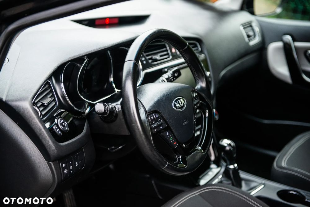 Kia Ceed 1.6 GDI Dream-Team Edition - 20