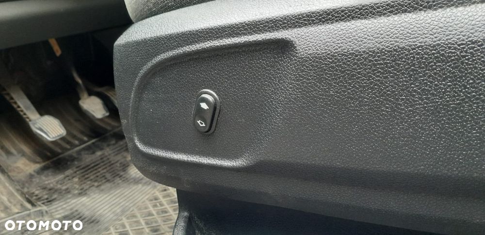 Ford Focus C-Max 1.8 Ghia - 25