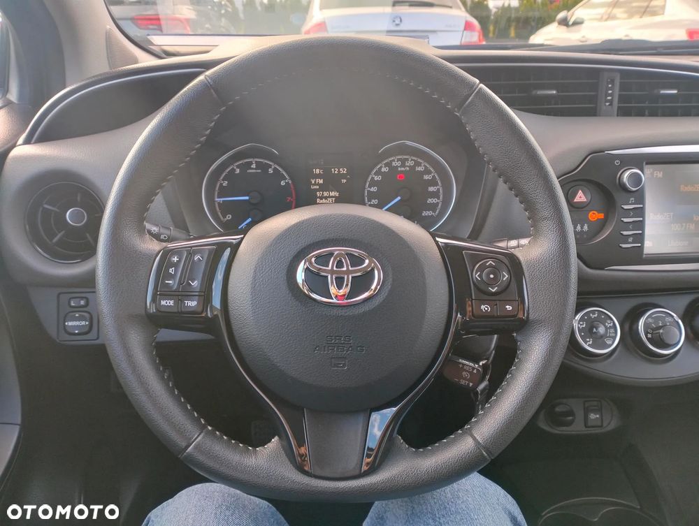 Toyota Yaris - 6
