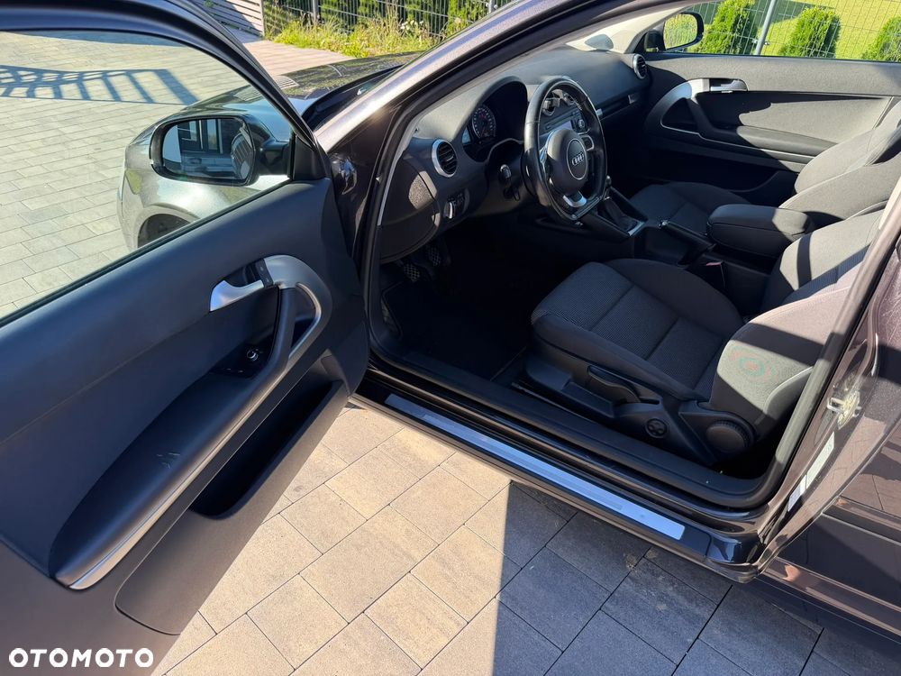 Audi A3 2010 photo 3
