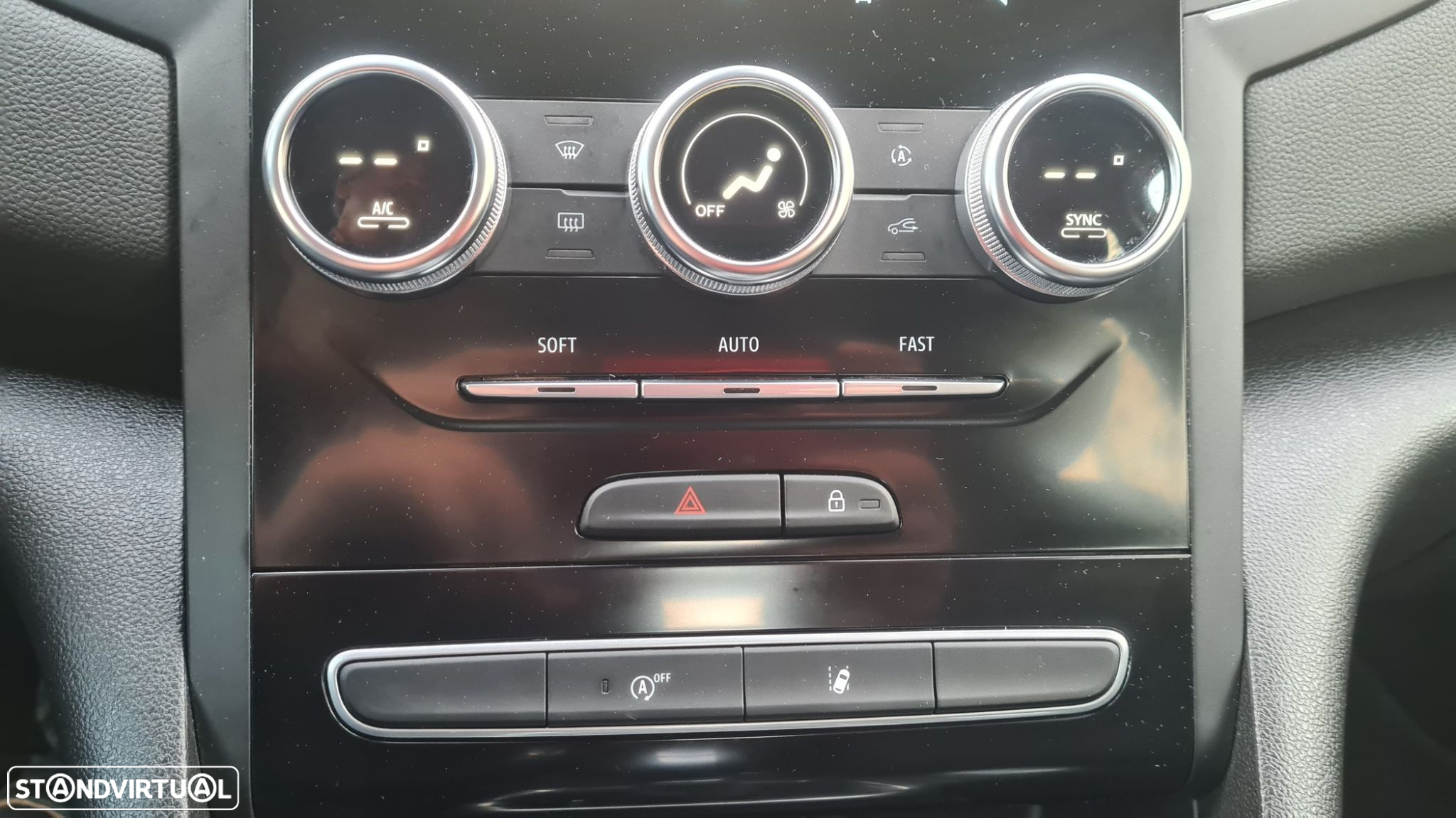 Renault Mégane 1.5 Blue dCi Intens EDC - 30