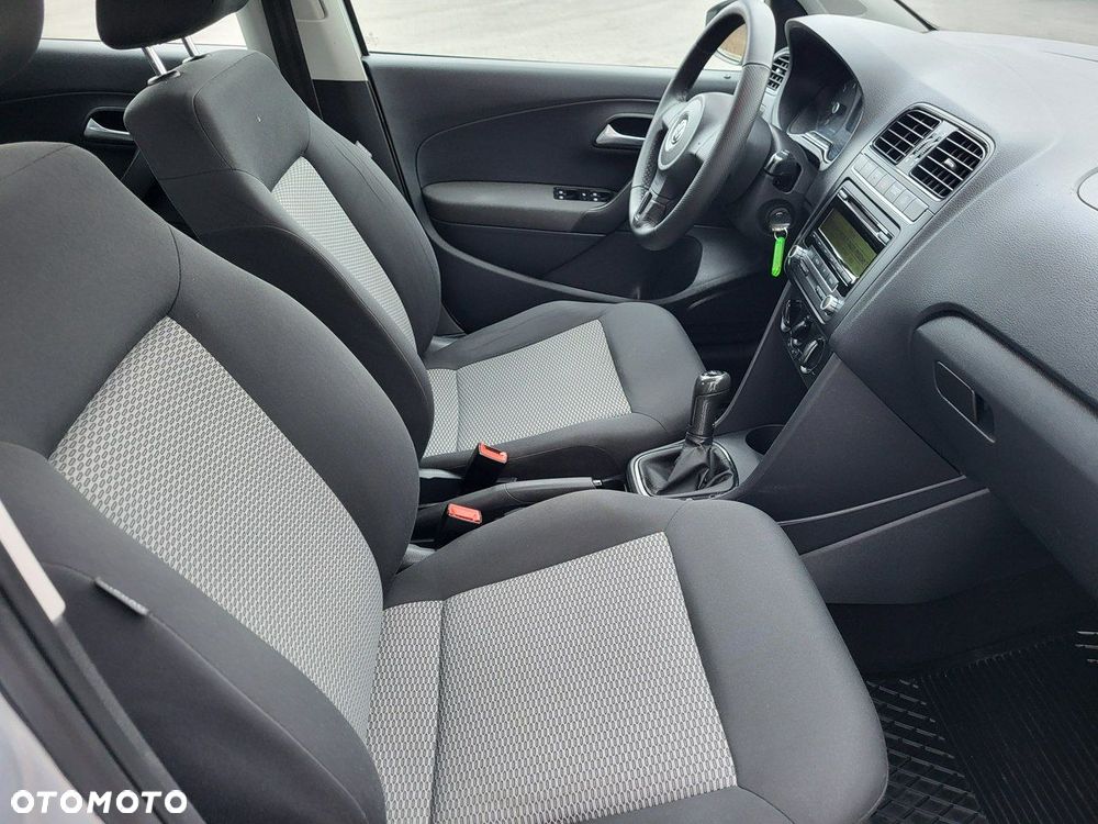 Volkswagen Polo - 22