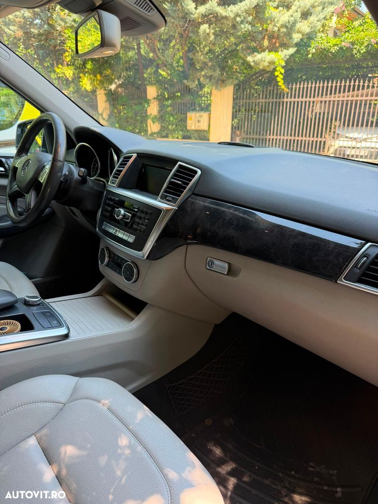 Mercedes-Benz ML 250 BlueTEC 4MATIC Aut - 11