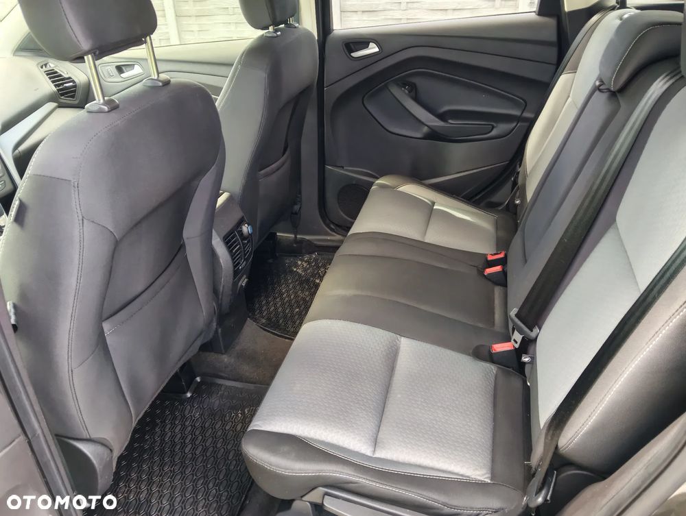 Ford Escape - 9