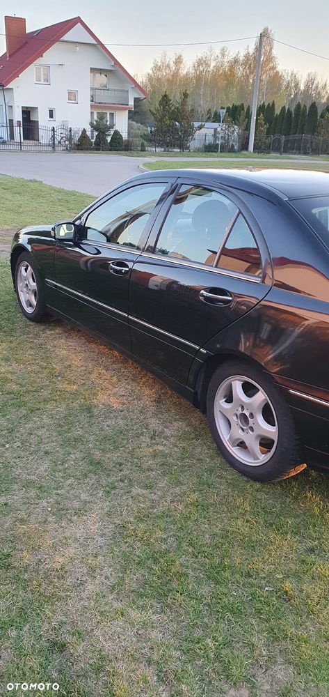 Mercedes-Benz Klasa C 270 CDI Elegance - 5