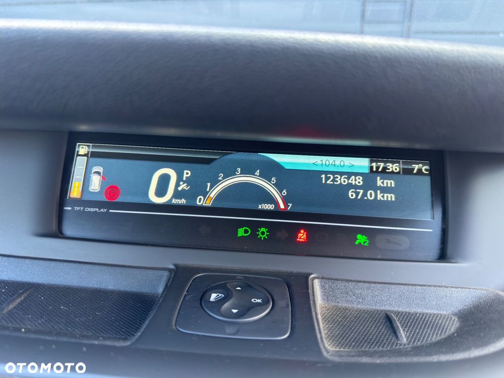 Renault Scenic 2.0 16V Expression - 24