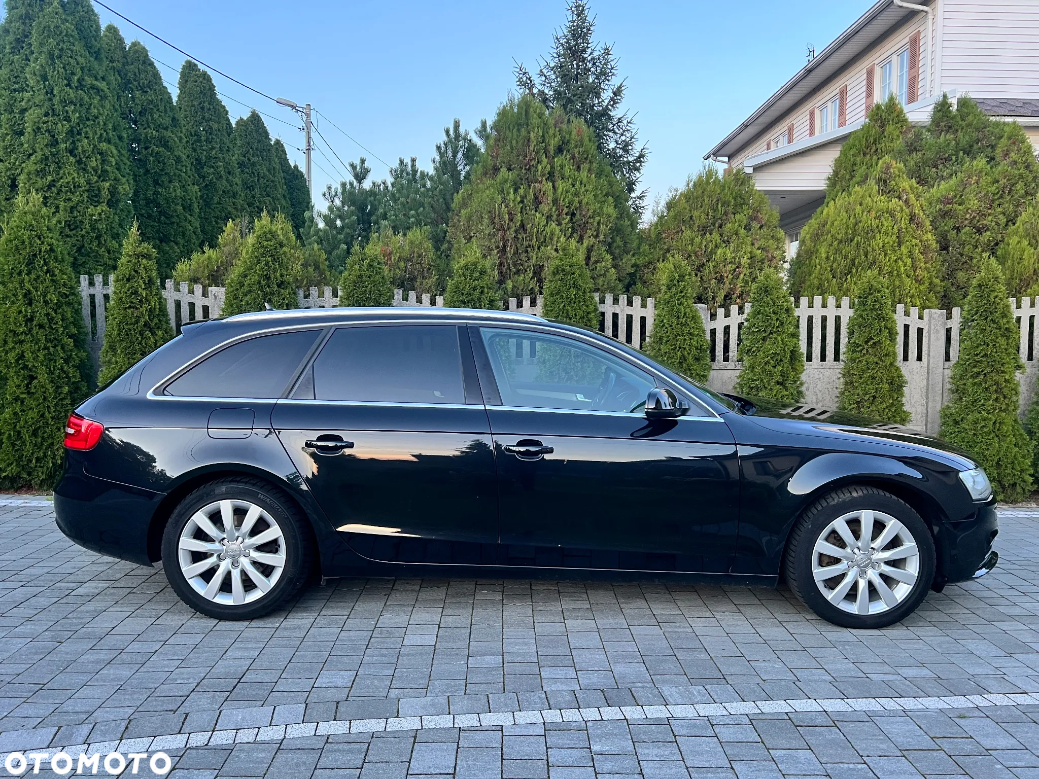 Audi A4 Avant - 11
