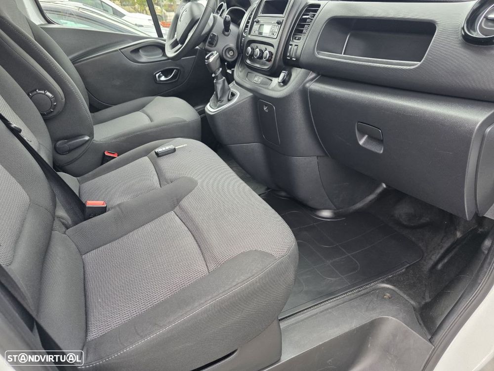 Renault TRAFIC 2.0 DCI - 5
