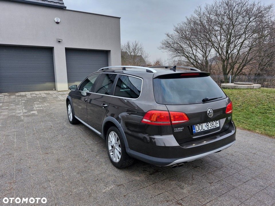 Volkswagen Passat Alltrack - 10