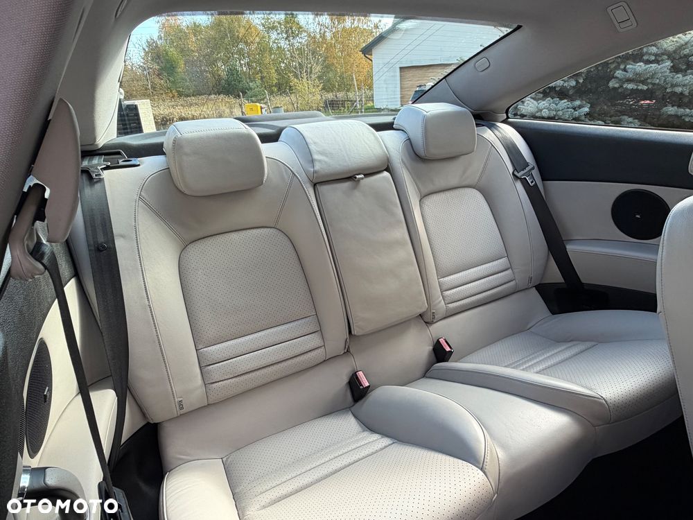 Peugeot 407 - 21