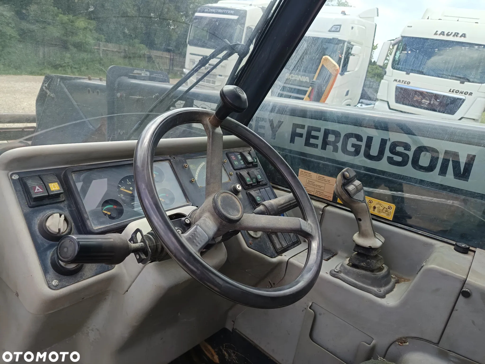 Massey Ferguson 8947 - 5
