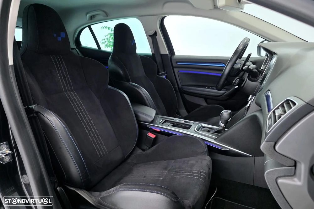 Renault Mégane 1.6 dCi GT EDC - 17