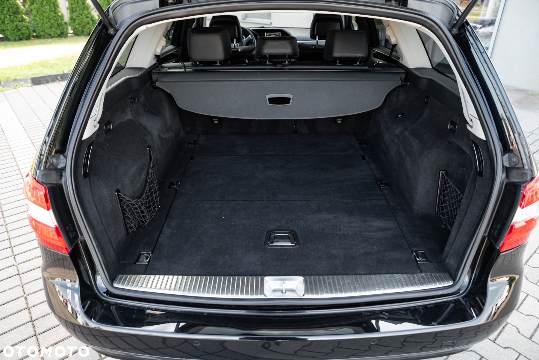 Mercedes-Benz Klasa E 300 T BlueTEC HYBRID 7G-TRONIC Avantgarde - 19