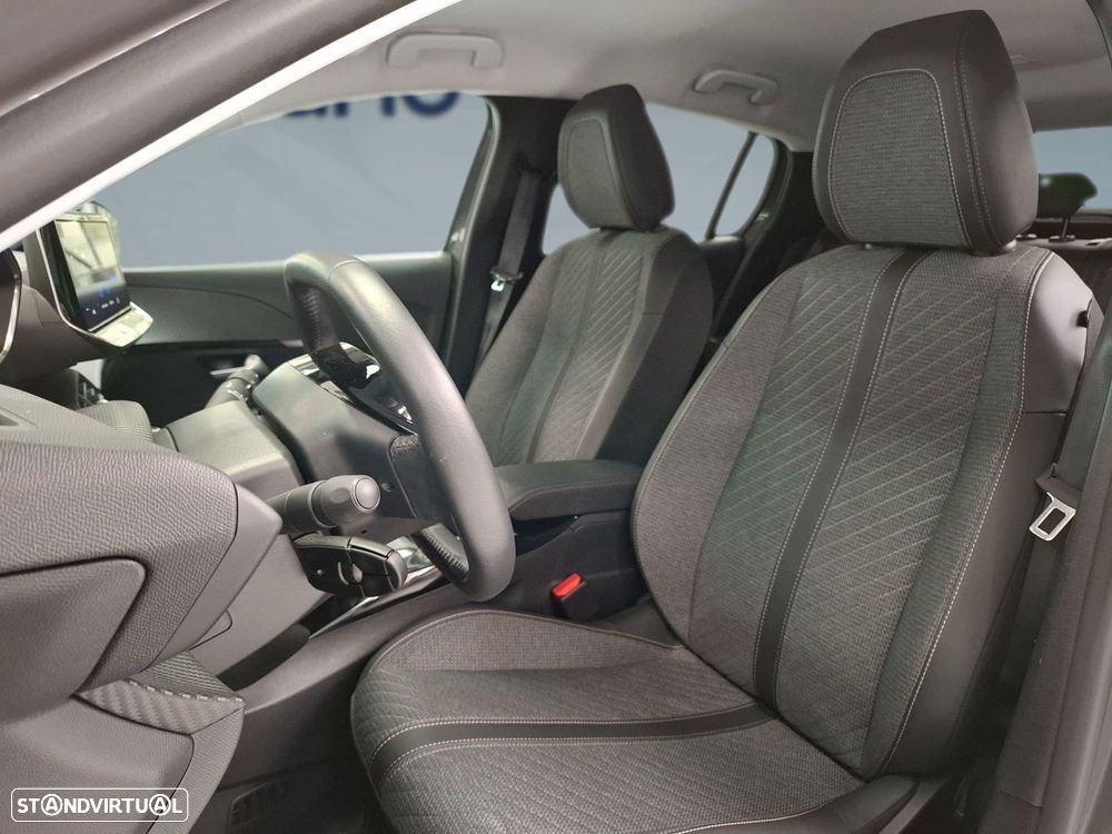Peugeot e-208 51 kWh Allure - 9