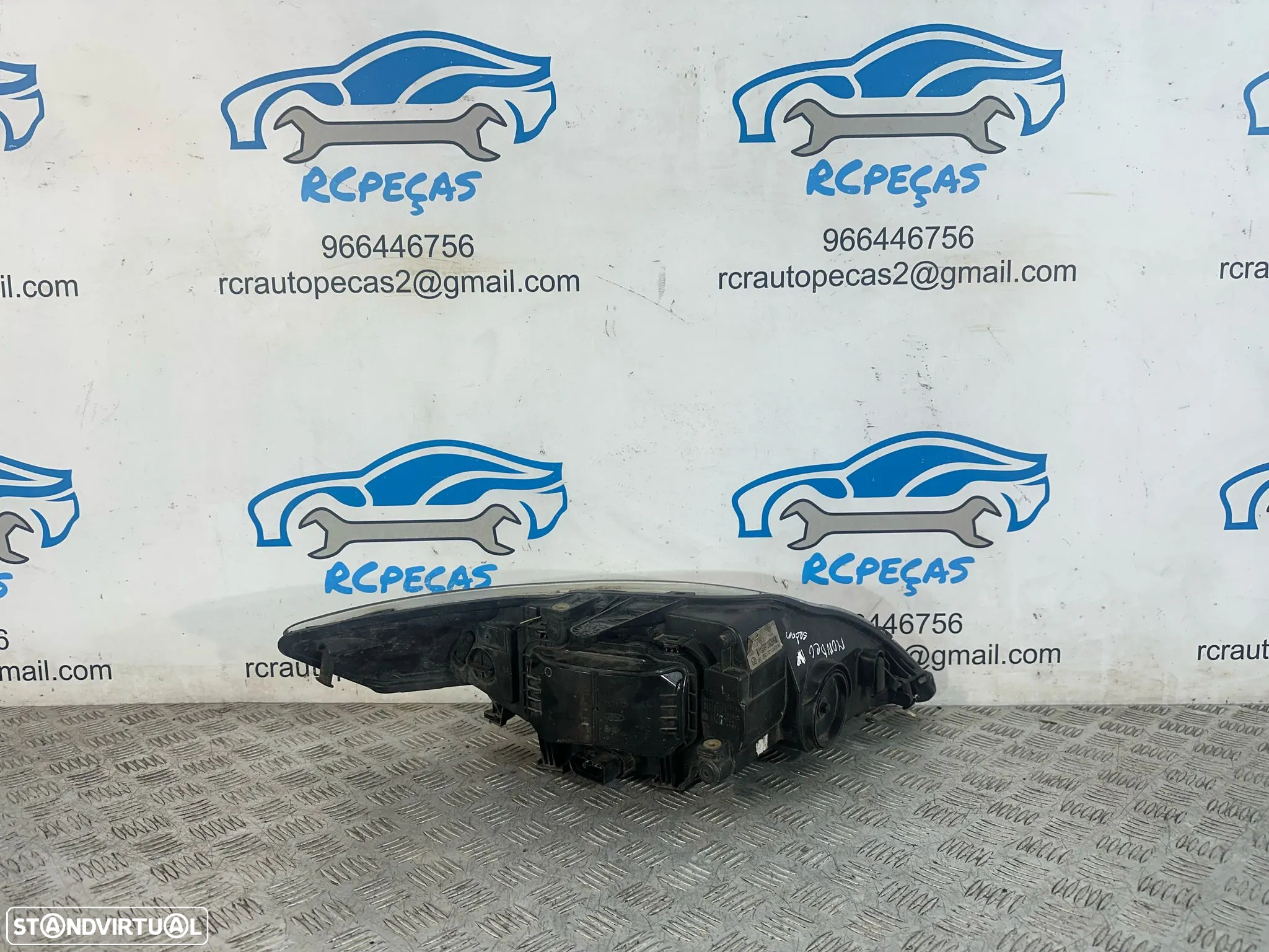 .Conjunto Oticas Faróis Frontal Frente Esquerda Direita Original Halogénio Ford Mondeo 4 MK4 2006 - 2014 7S71-13W030-BK 7S71-13W029-BH - 13