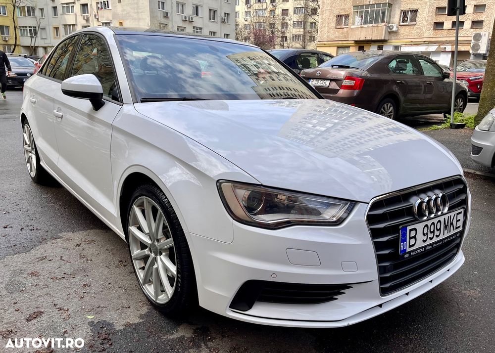 Audi A3 1.8 TFSI ack S tronic Ambiente - 2