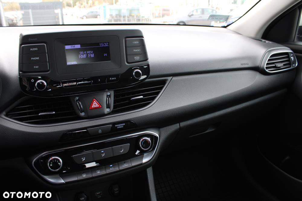 Hyundai i30 - 22
