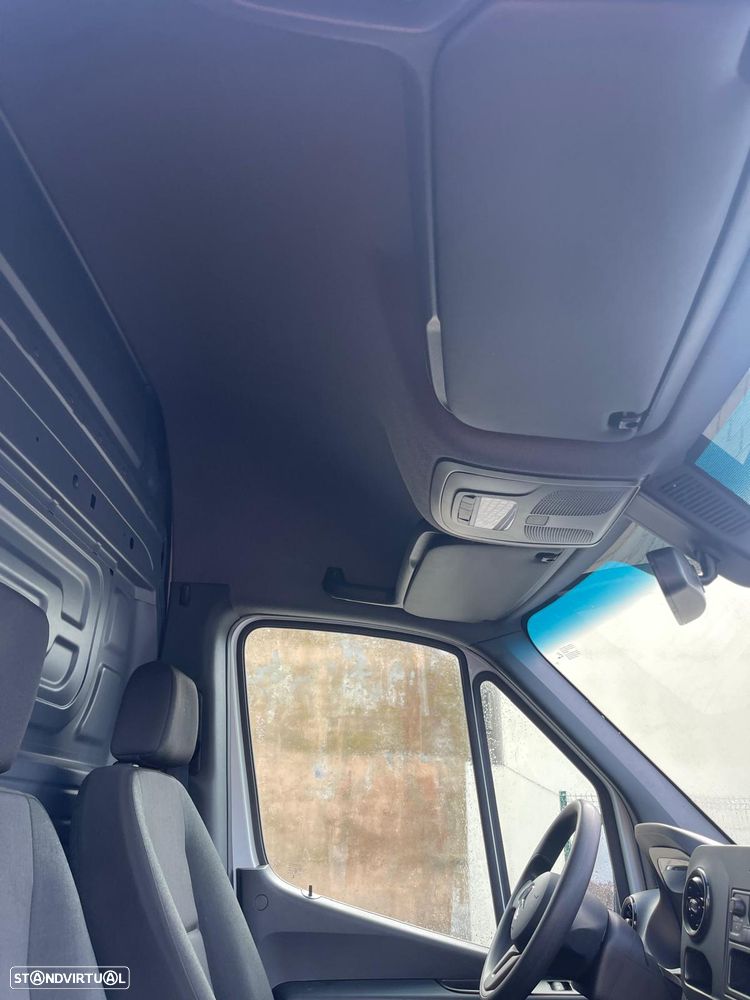 Mercedes-Benz SPRINTER - 35