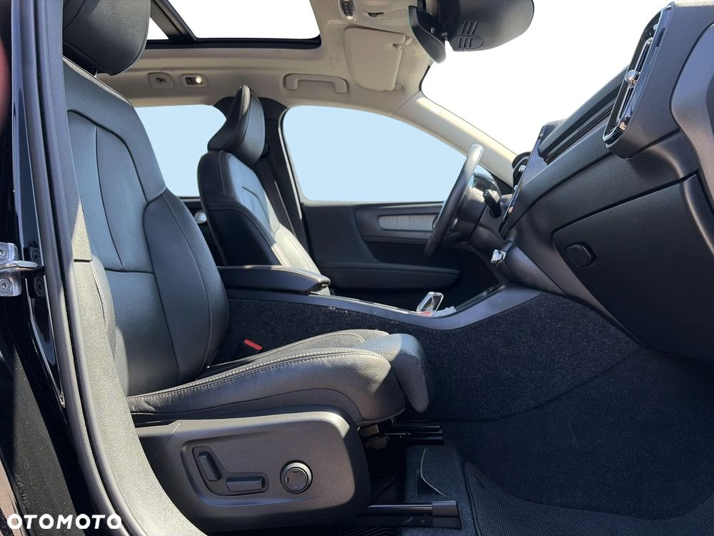 Volvo XC 40 - 21