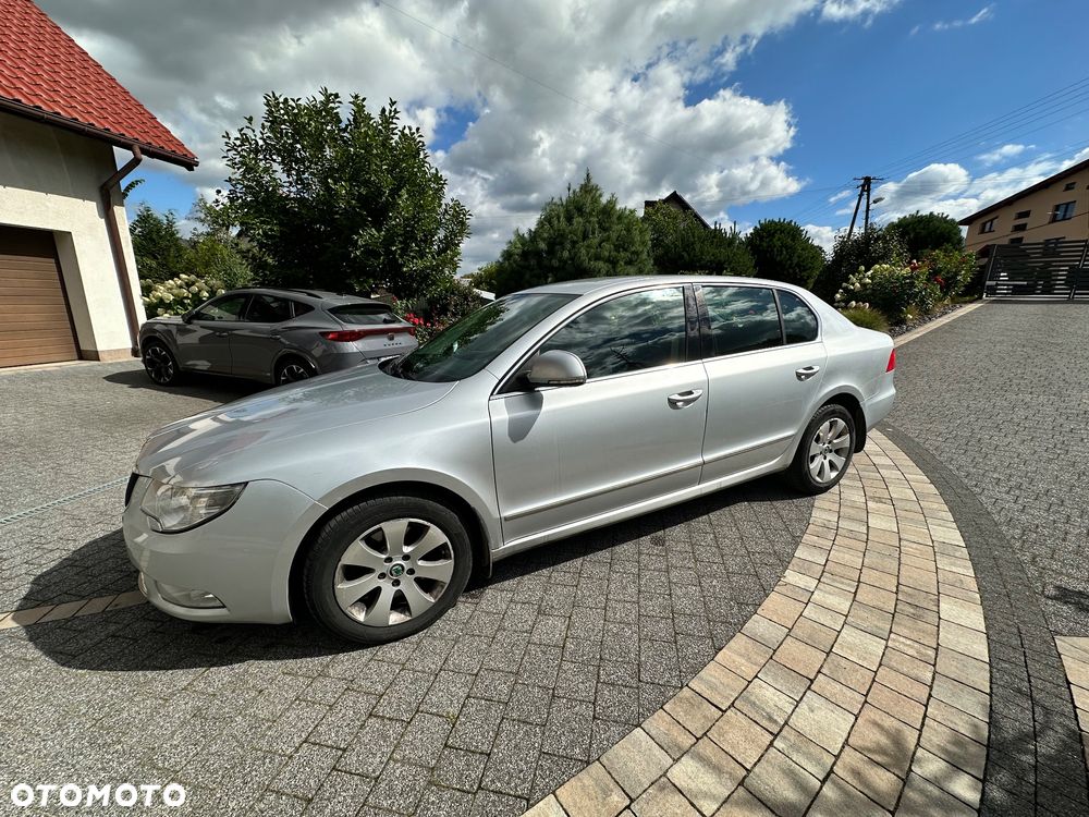 Skoda Superb 2.0 TDI Ambition - 9