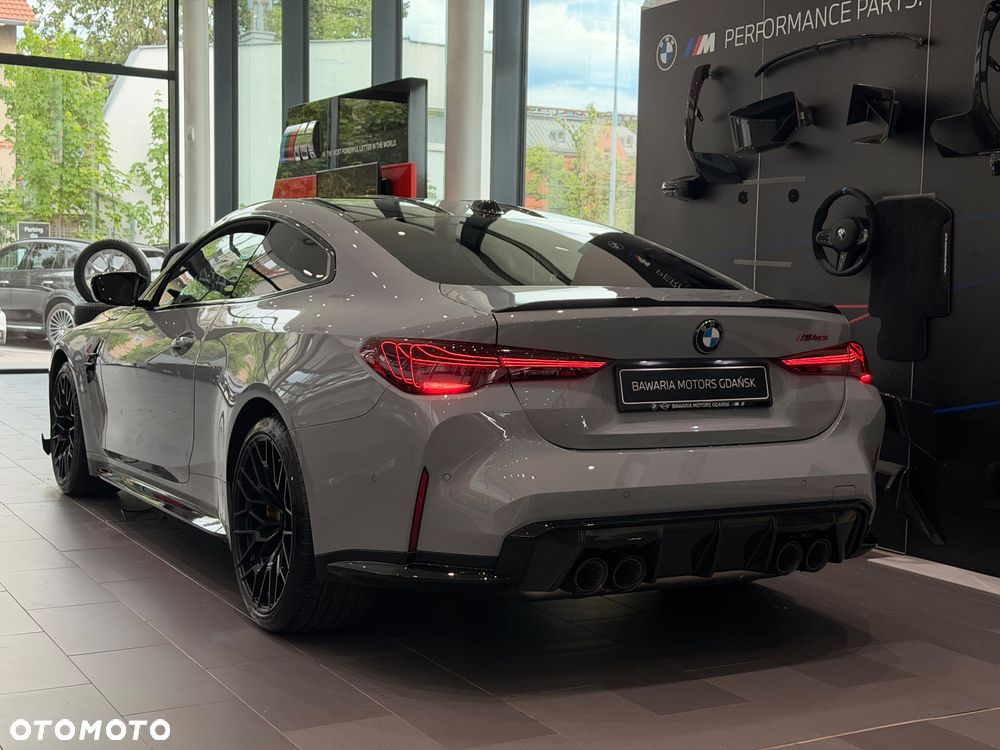 BMW M4 CS xDrive - 4