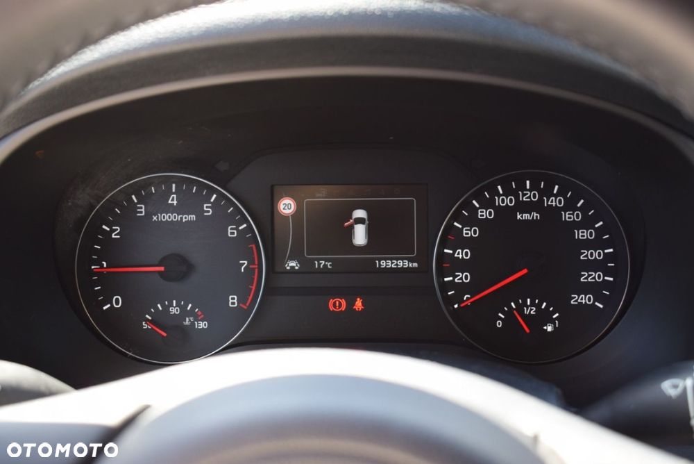 Kia Sportage - 33