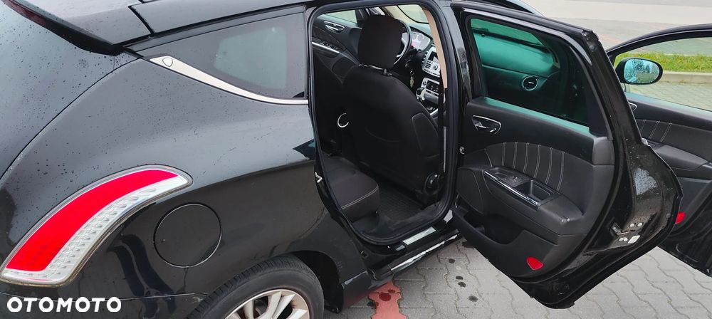 Lancia Delta 1.6 MultiJet 16v Oro - 20