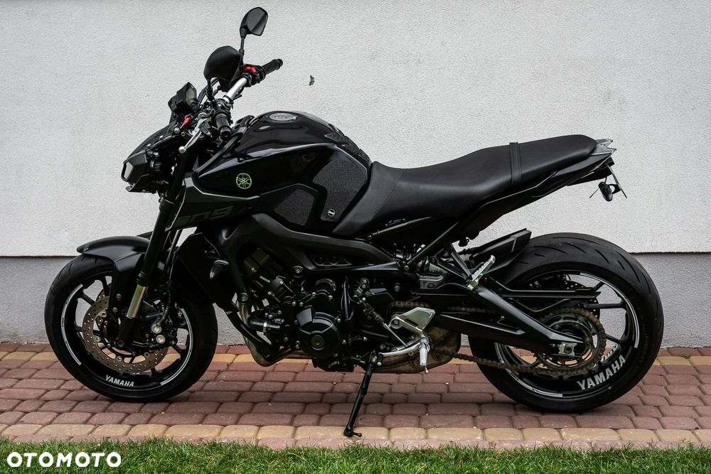 Yamaha MT - 6