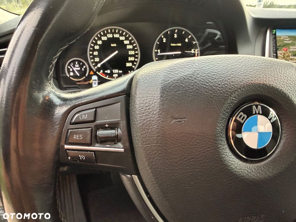 BMW Seria 5 520d Luxury Line - 24