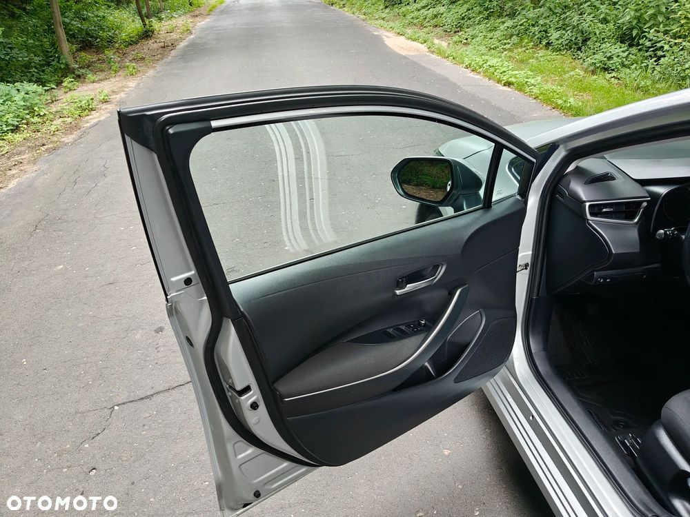 Toyota Corolla 1.6 Comfort - 21