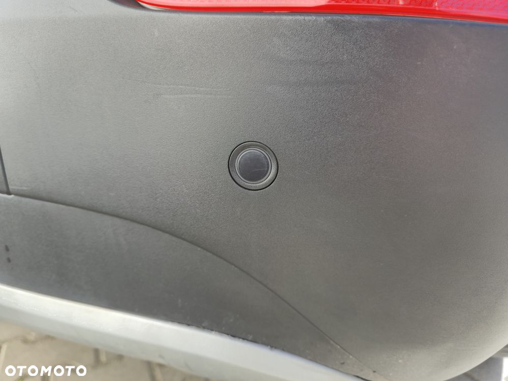 BMW X1 sDrive18i Sport Line - 24