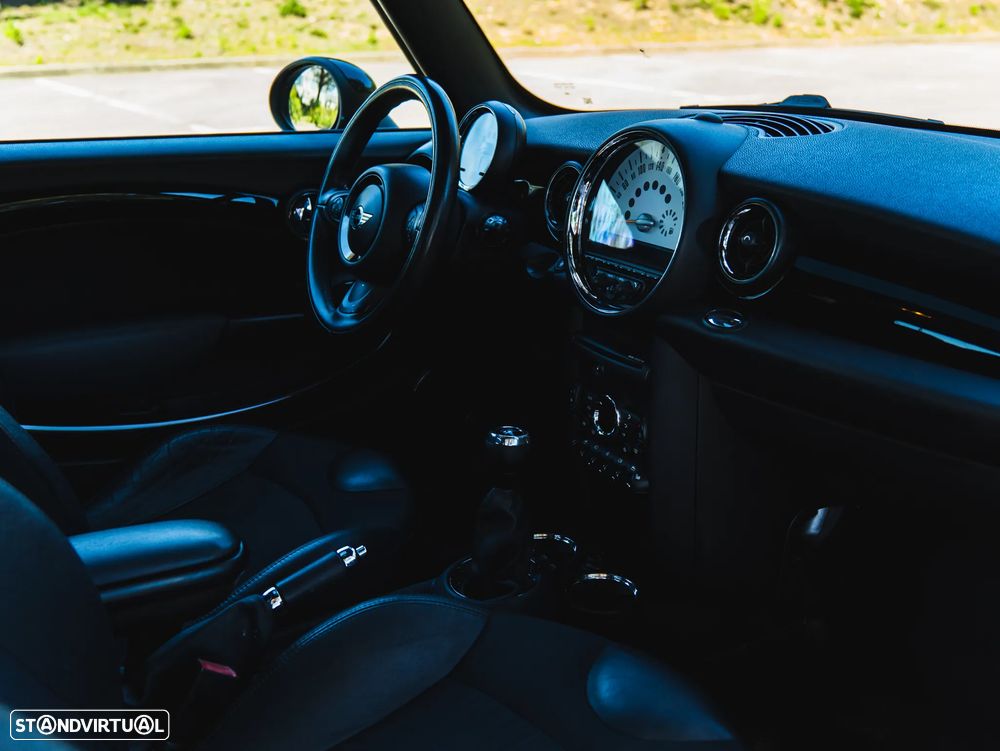 MINI 3 Portas Cooper D - 21