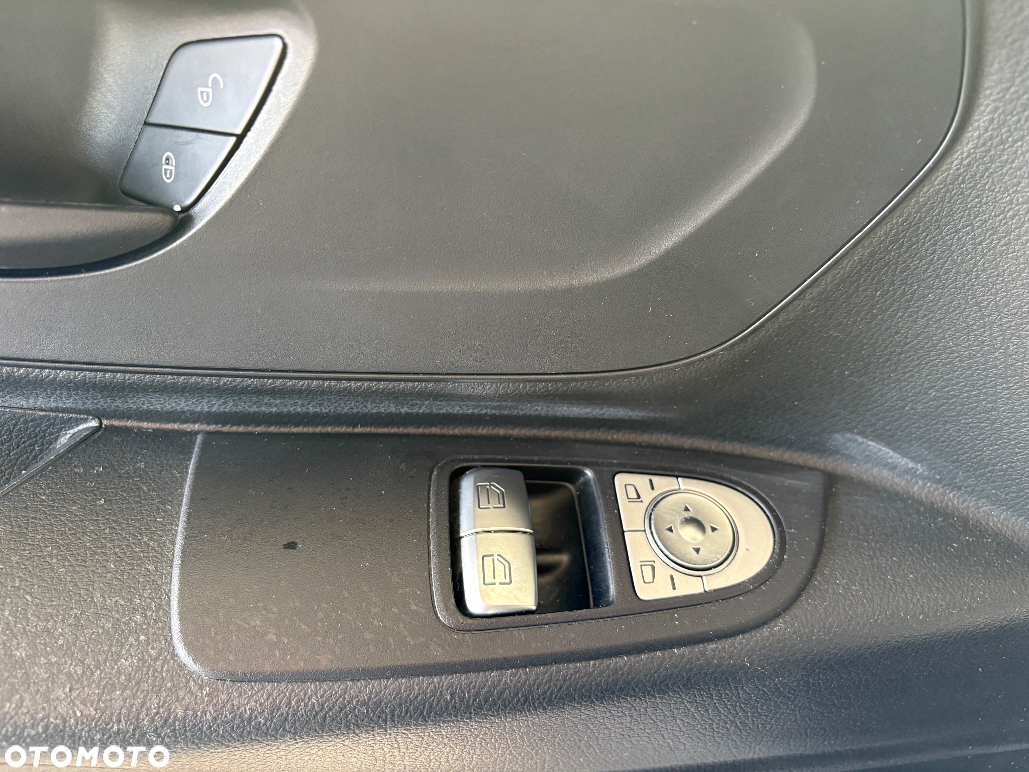 Mercedes-Benz Vito - 35