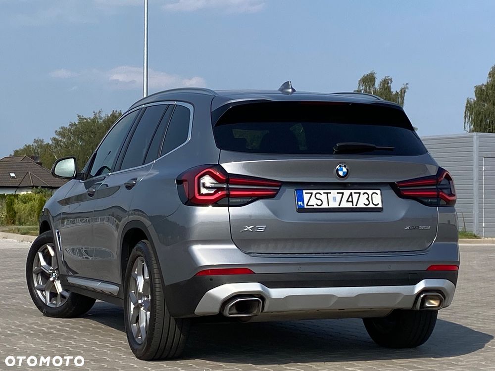 BMW X3 xDrive30i Advantage - 4