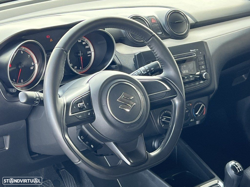 Suzuki Swift 1.2 VVT GLE SHVS - 4