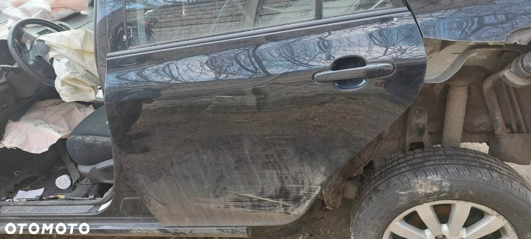 TOYOTA COROLLA e15 1,6 rozrusznik - 9