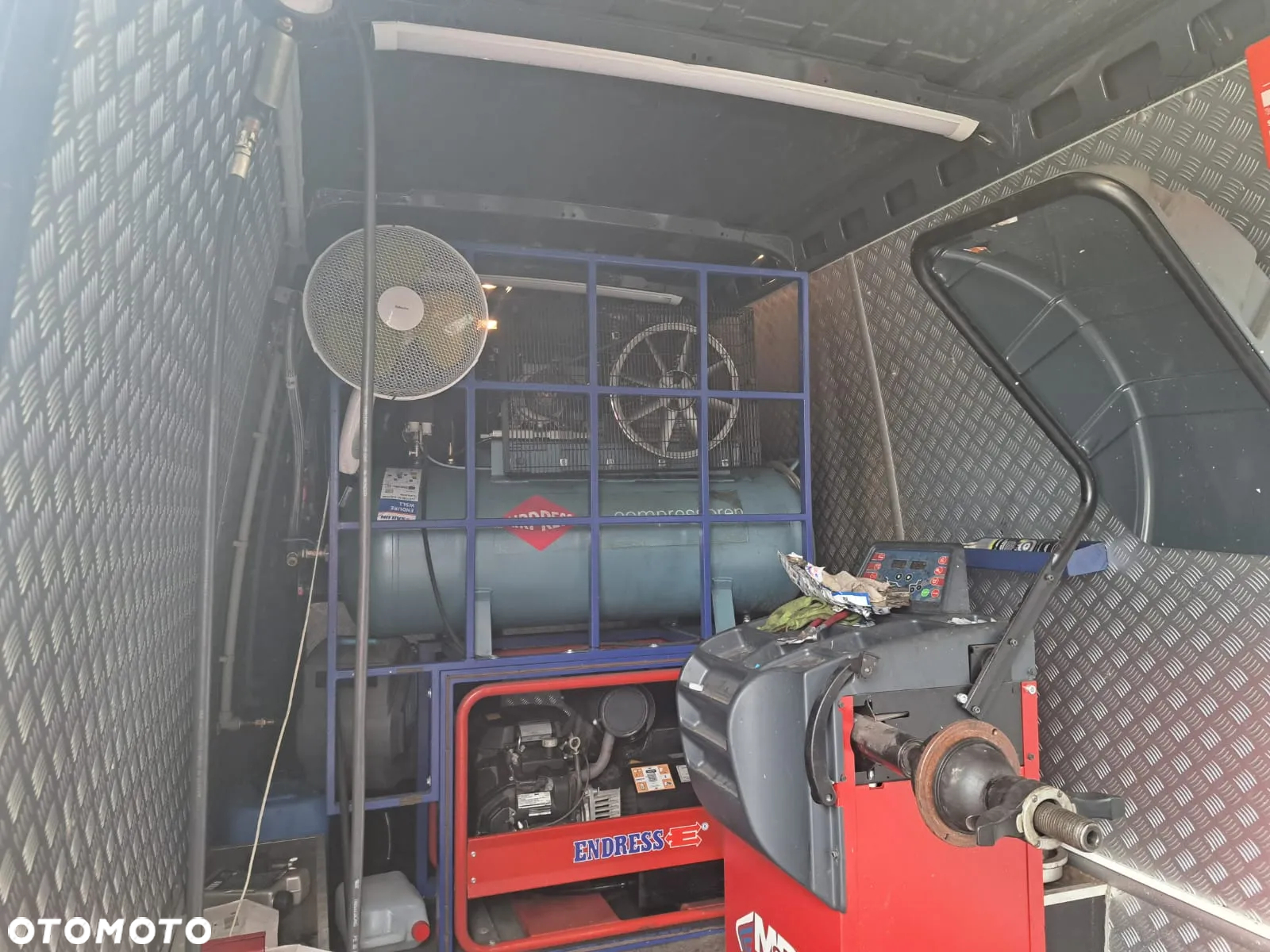 Iveco 35S18 Mobilna Wulkanizacja Specjalny Serwisowy Osobowe i Dostawcze Tylko 10 000 km Krajowy Jak Nowy ! Ledy Nawigacja - 19