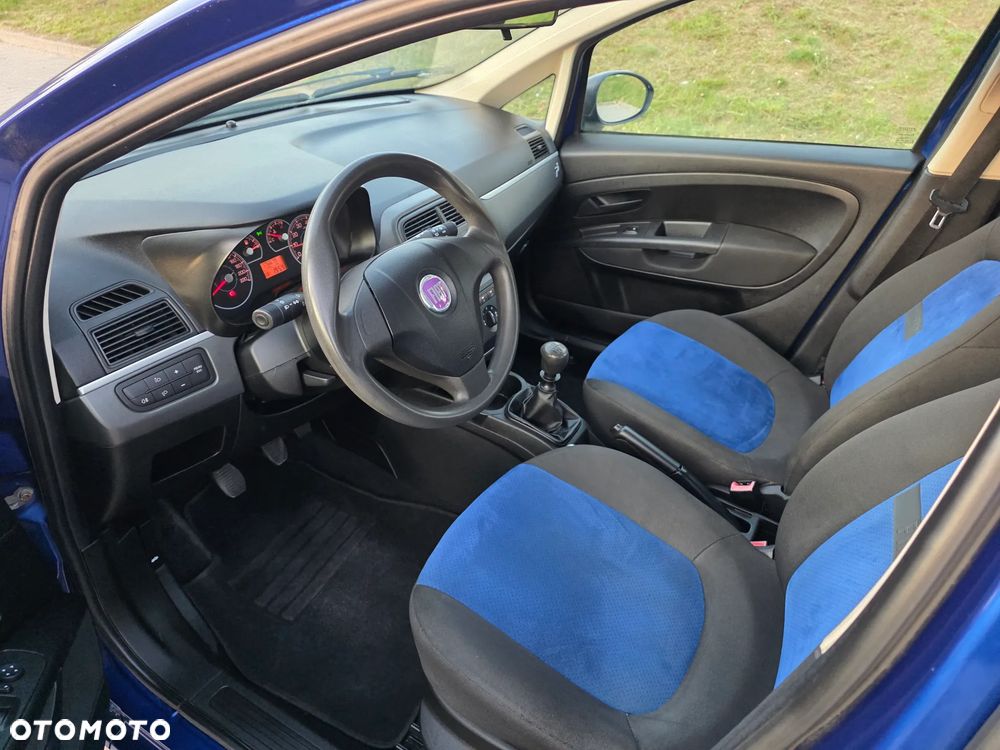 Fiat Grande Punto - 6