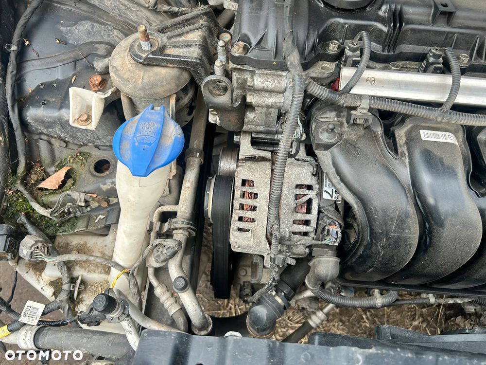 Kia Optima 2.0 L - 11