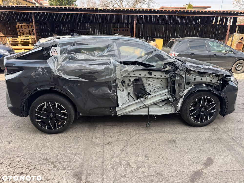 Peugeot 3008 1.2 PureTech mHEV Allure Pack S&S e-DCS6 - 24