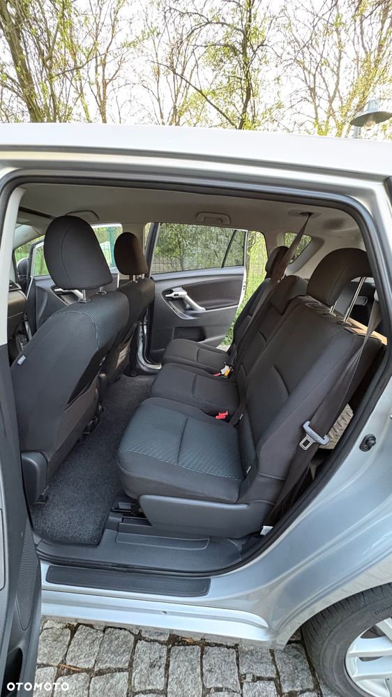 Toyota Verso - 6