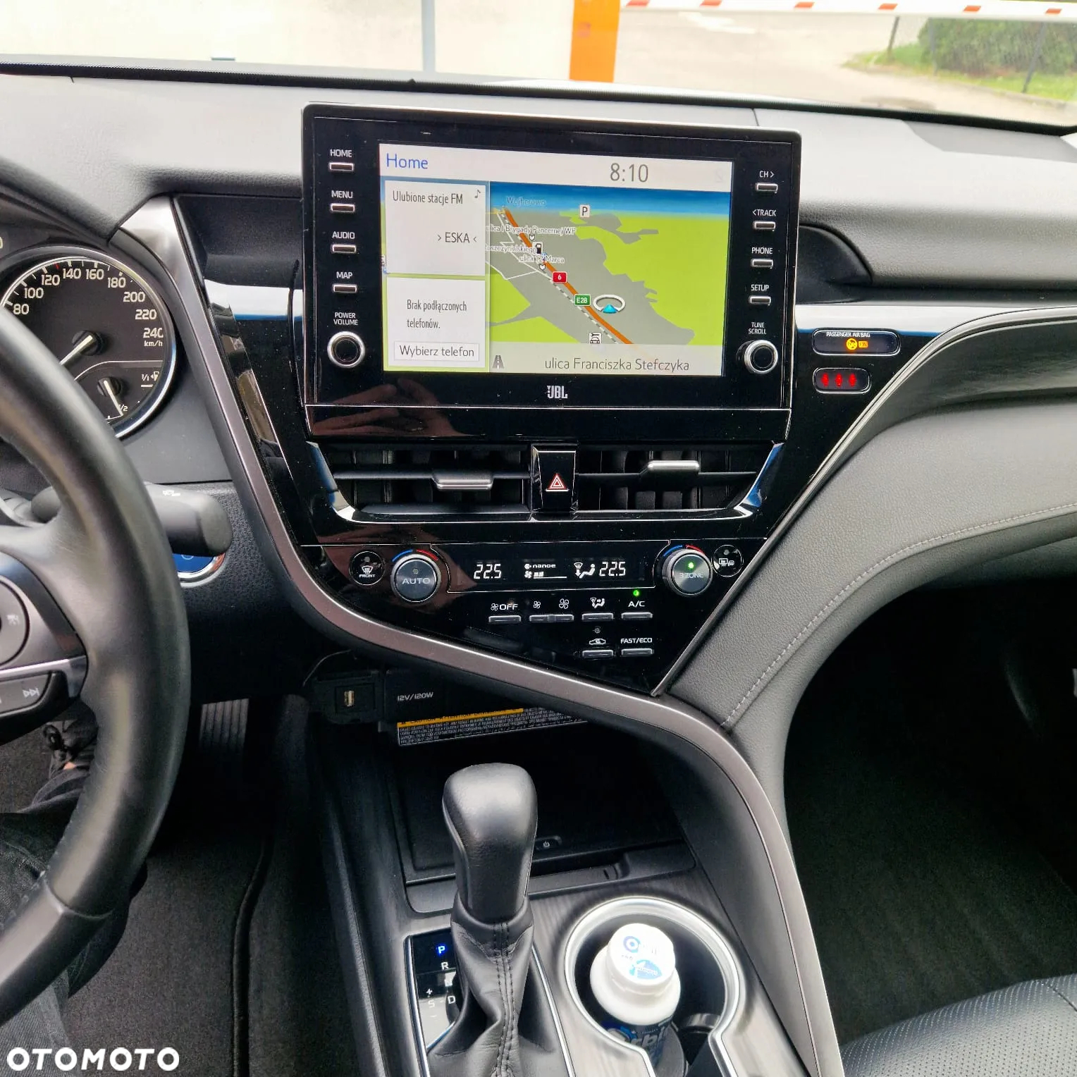 Toyota Camry 2.5 Hybrid Executive CVT - 11