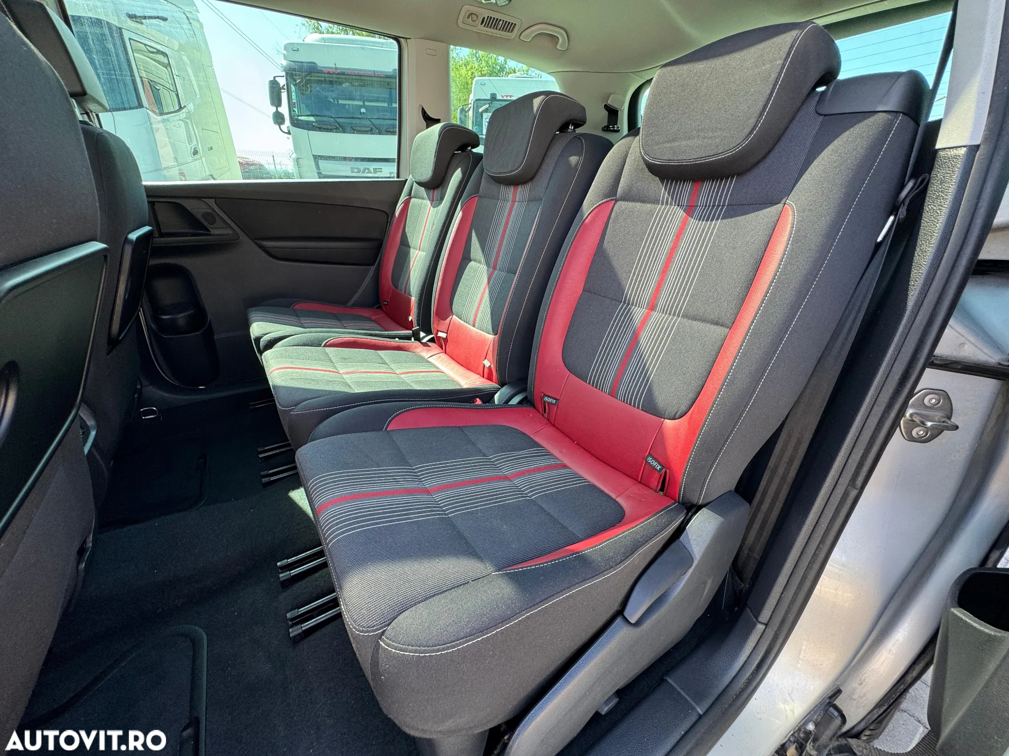 Volkswagen Sharan 2.0 TDI DSG BlueMotion Technology Highline - 21