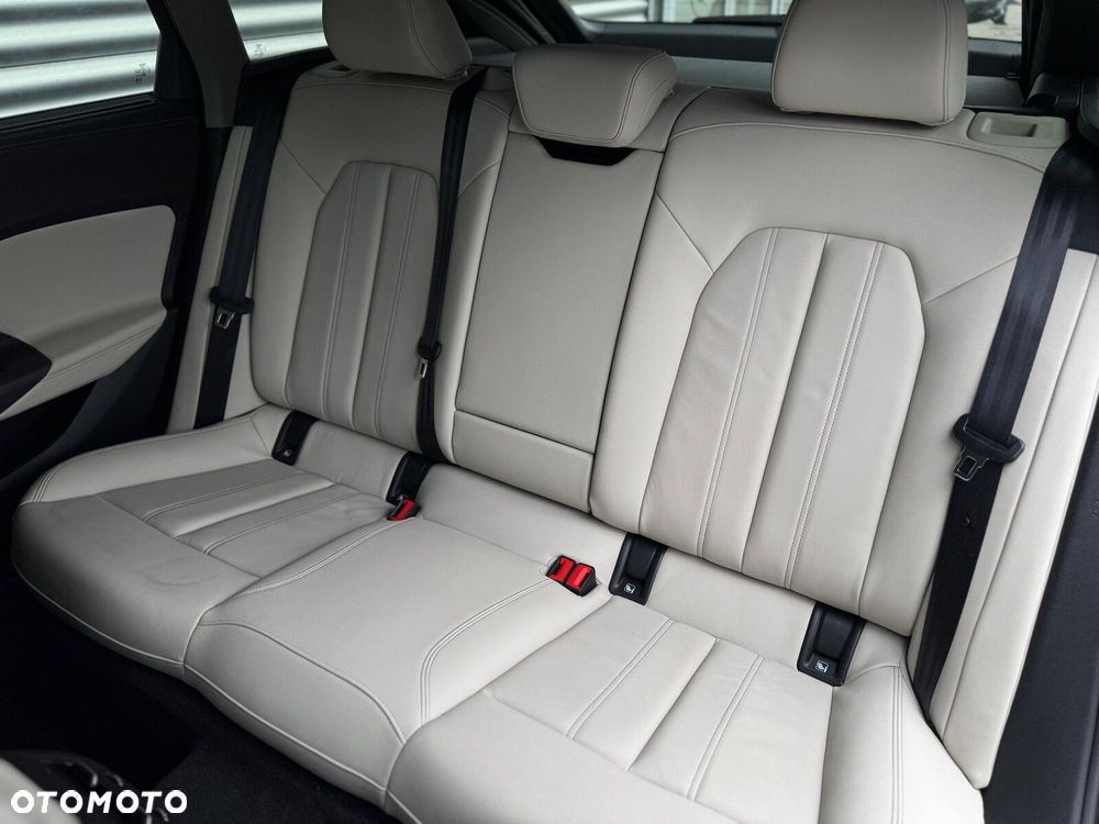 Audi A5 Avant TFSI S tronic - 34