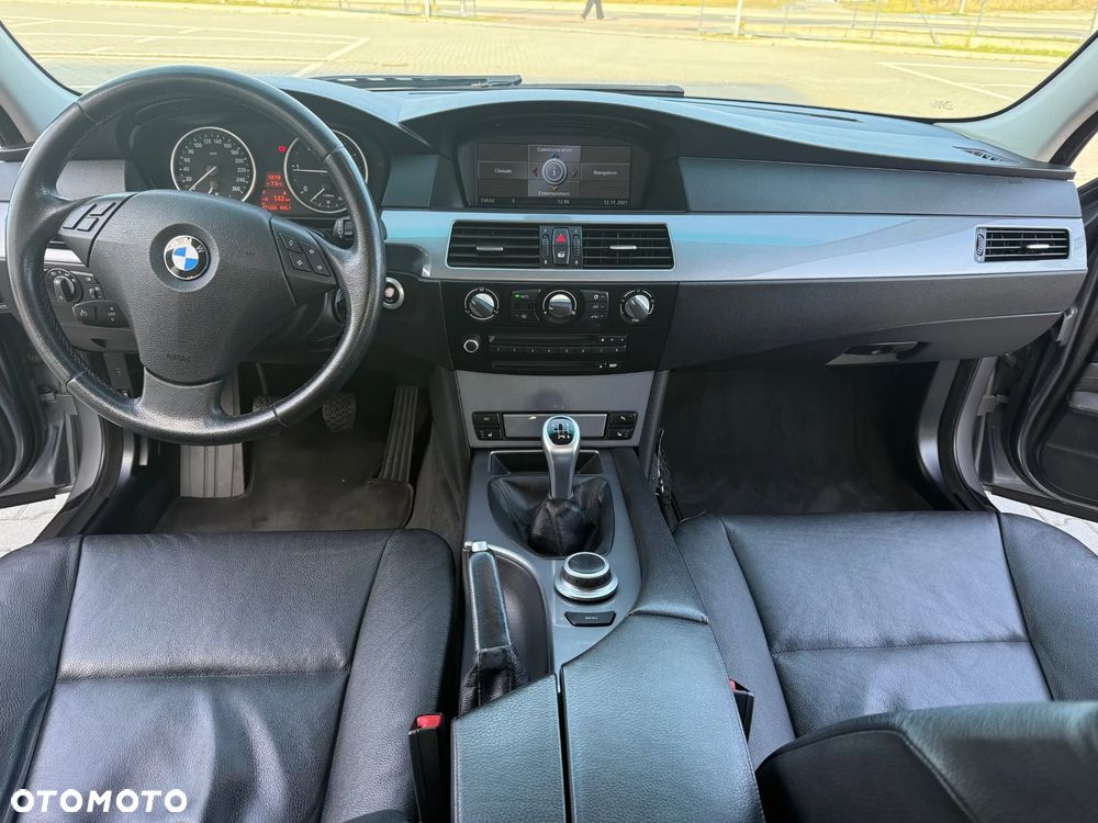 BMW Seria 5 520d - 7