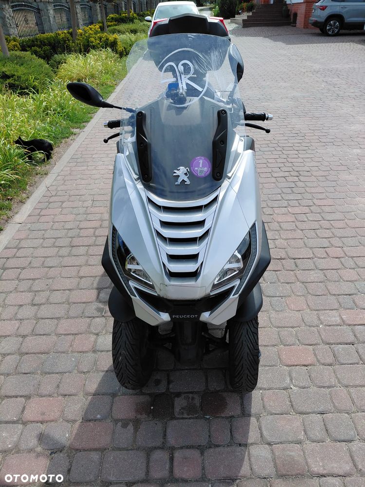 Peugeot Metropolis - 9
