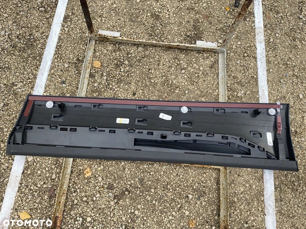 LISTWA PRAWA NA TYLNE DRZWI AUDI Q5 II 80A 80A853970A NOWA - 2