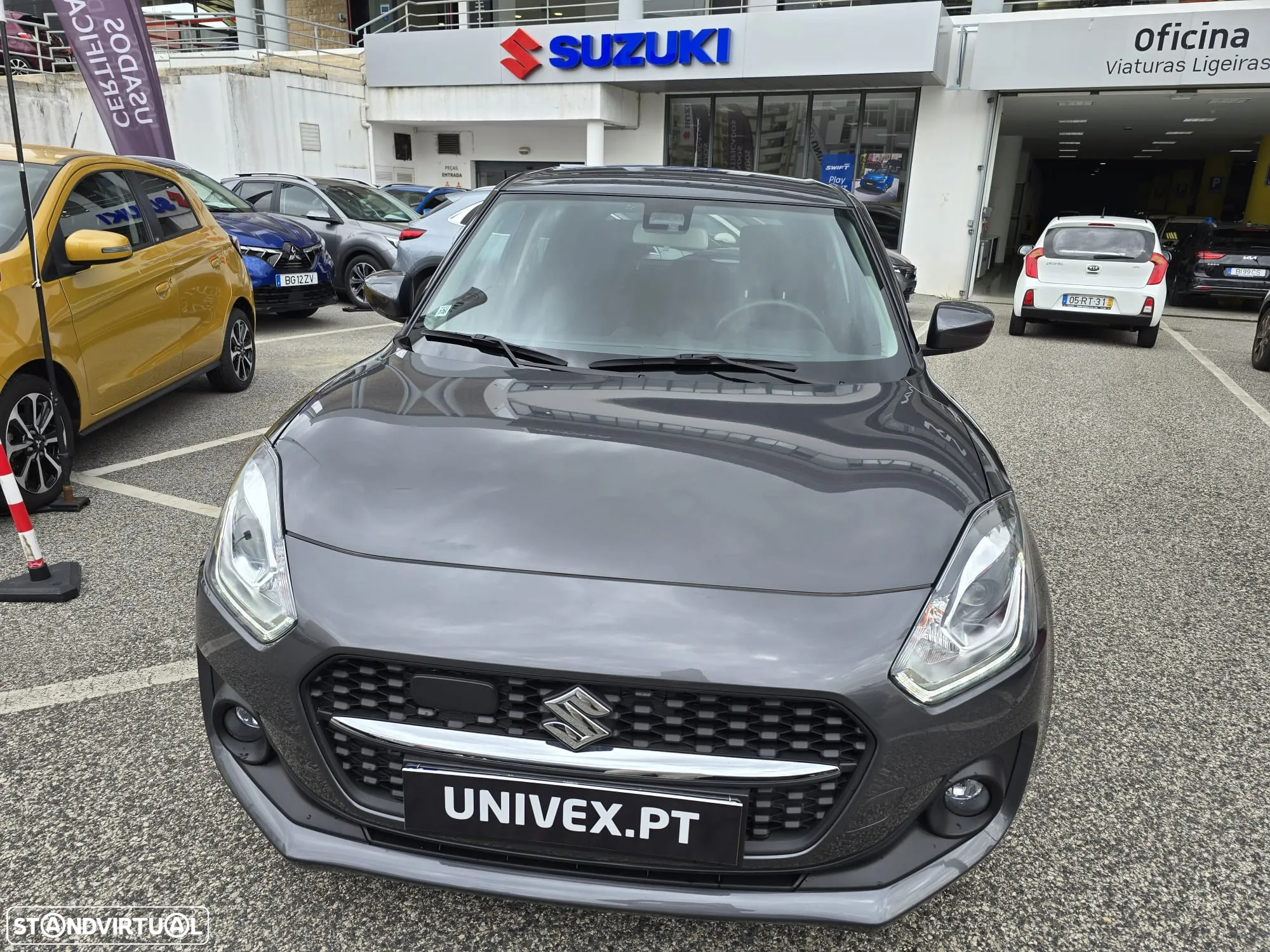 Suzuki Swift 1.2 Mild Hybrid GLE - 4