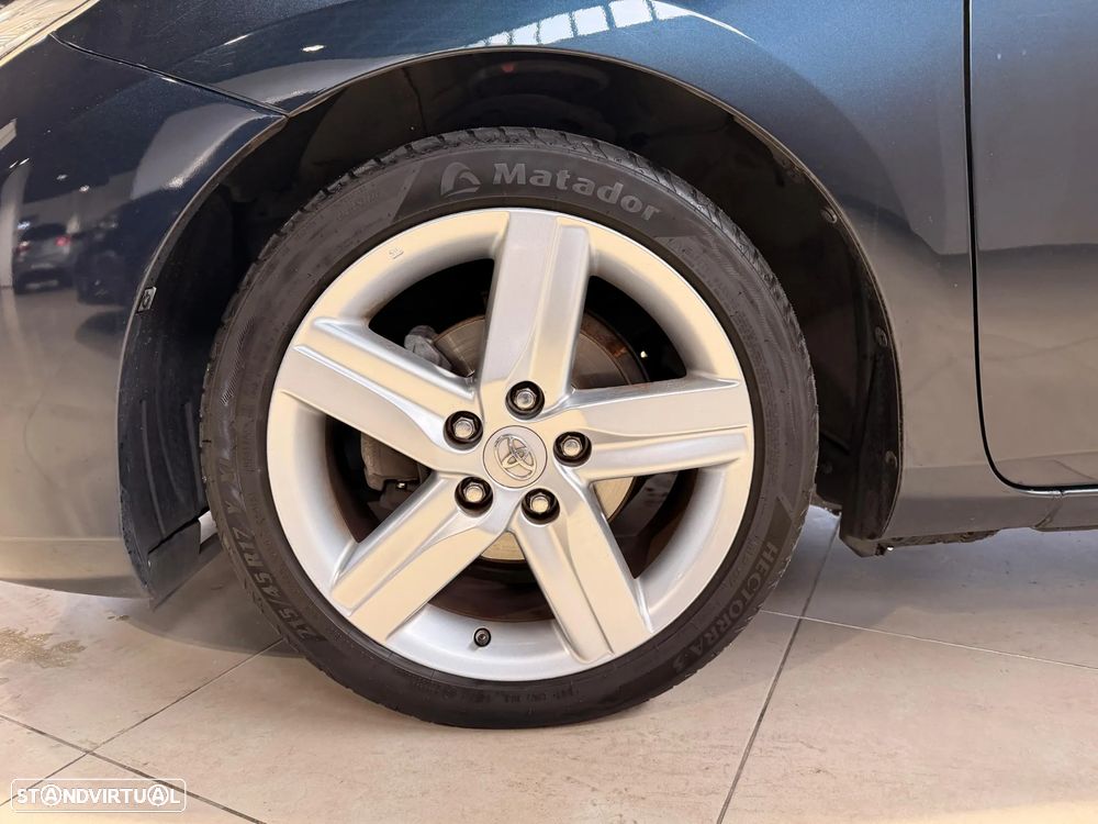 Toyota Auris Touring Sports 1.4 D-4D Com+P.Sport +Navi - 9