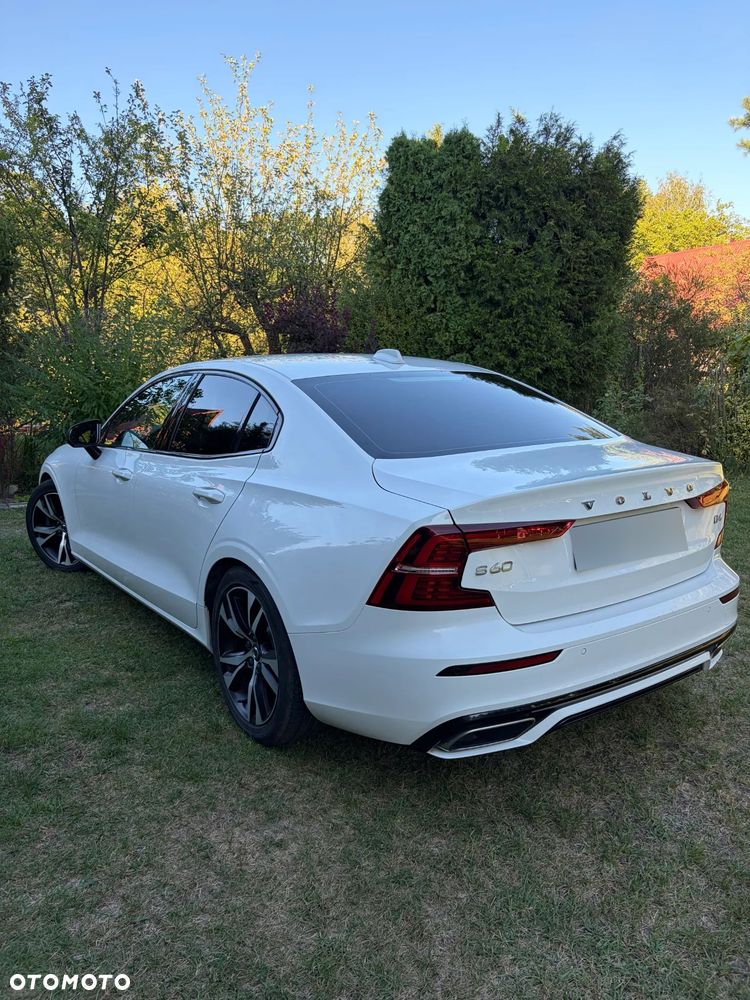 Volvo S60 B4 B R-Design - 18